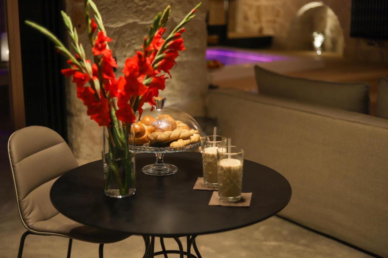 Suite & Spa Via Veneto Монополі Екстер'єр фото